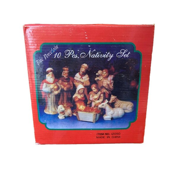 Vintage 10 Piece Porcelain Nativity Set With Box Christmas Decorations NOS - Picture 2 of 3